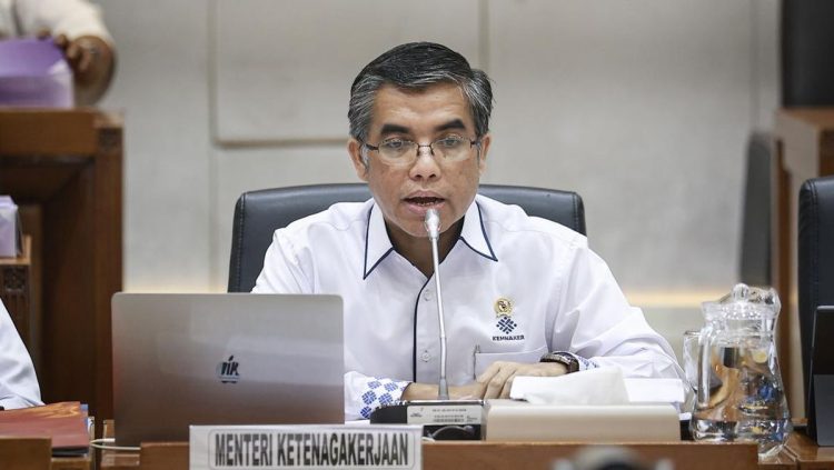 Gubernur Harus Umumkan Kenaikan UMP 2026 Hari Ini