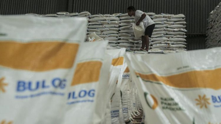 Siagakan 73 Ribu Ton Beras untuk Wilayah Terdampak Bencana di Sumut