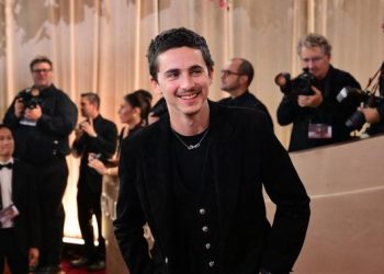 Timothee Chalamet Menang Golden Globes 2026 dan Patahkan Stigma Tubuh Kurus di Hollywood