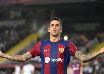 Barcelona dan Joao Cancelo Akan Kembali Bersatu, Ini Penjelasan Hansi Flick