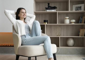 Minggu Malam Overthinking Aktivitas Ini Bantu Hadapi Senin Lebih Siap dan Semangat