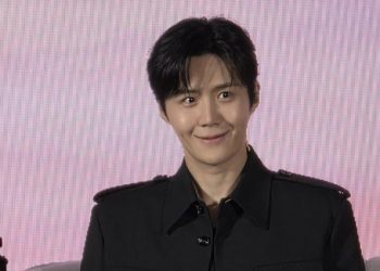 Kim Seon Ho 4 Bulan Pelajari 3 Bahasa Untuk Drakor Can This Love Be Translated Dengan Guru Khusus