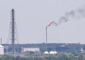 Kilang Minyak Venezuela Terlindungi dari Serangan AS, Pelabuhan Ekspor Terpuruk